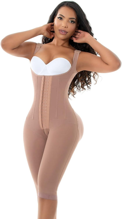 BBL Hourglass Liposuction with small waist and big hips with 7 Rods 3031