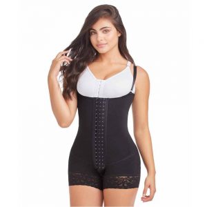 EXTRA SHORT GIRDLE WITH BUTT ENHANCEMENT BACK COVERAGE POST SURGICAL AND DAILY USE 009066